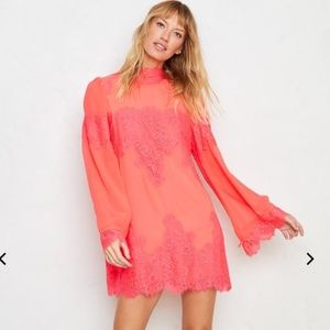 QUEEN 4 A DAY Dress in HAHT LAVA - RARE!